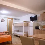Cvitini Dvori Garjak