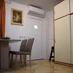 Cvitini Dvori Garjak Apartman *
