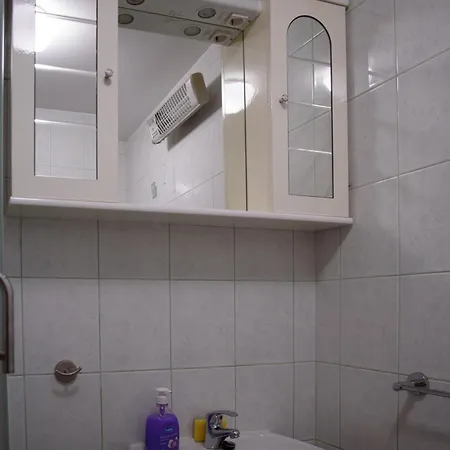Cvitini Dvori Garjak Apartment *