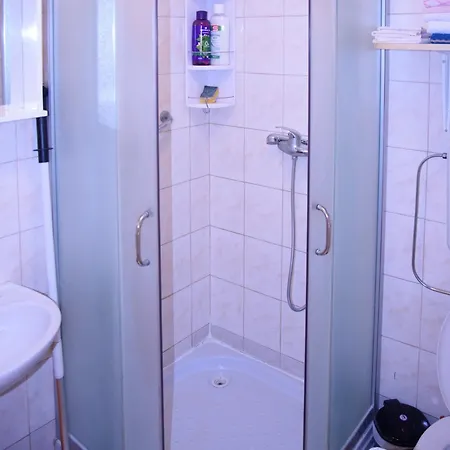 Cvitini Dvori Garjak * Vrlika