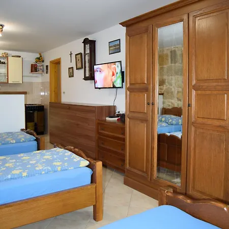 Cvitini Dvori Garjak Apartmán Vrlika
