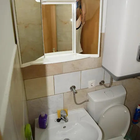 Cvitini Dvori Garjak Apartment